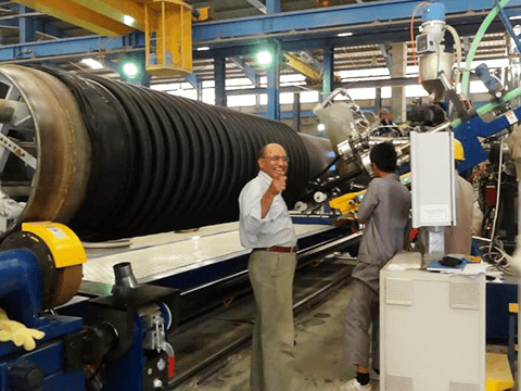 Client in KUWAIT, DN300-DN4000 HDPE/PP Spiral Profiles Pipe Production Line